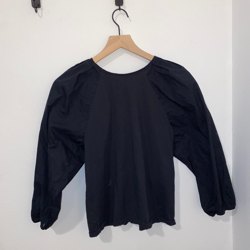 black puffed long sleeve
